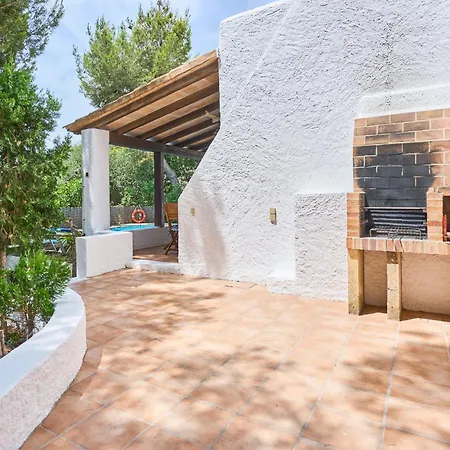 Ravell Holiday home